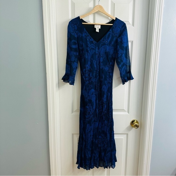 Vintage Dress Knee Length Blue Cocktail Floral Sequin Modest Sheath Small - Picture 3 of 6